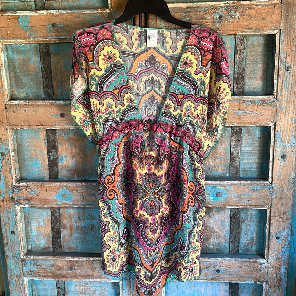 Multicolor swimsuit coverup